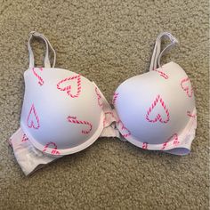 *Wear Everywhere Push-Up Bra *Worn Lightly In Excellent Condition!! *32c *Pink Candy Cane Hearts Cleaning Out My Closet And Trying To Find New Homes For Things That Are In Excellent, If Not Perfect/Never Worn Condition! Cute Bras Push Up, Push Up Bra Hacks, Pink Push-up Bra, Cute Bra, Love Pink Clothes, Victoria Secret Pink Bras, Bra Hacks, Kitty Clothes, Hello Kitty Clothes