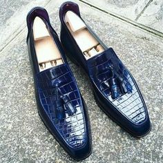 Royal+Blue+Alligator+Texture+Leather+Tasseled+Men's+Style+Loafers+ Upper-Material+of+Shoes+:+Genuine+Alligator+Leather Inner+material+:+Soft+Goat+Leather+Lining Sole+:+Buffalo+Leather+Sole Heel+:+Stack+heel+ Style+:+Tasseled+Loafer+ Construction+:+Good+Year+Welted+Handmade+Stitched S... Luxury Blue Casual Tassel Loafers, Mens Party Wear, Alligator Dress Shoes, Tassel Shoes, Crocodile Shoes, Gentleman Shoes, Custom Design Shoes, Bespoke Shoes, Groom Wear