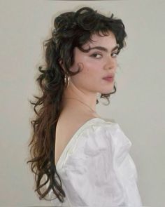 80s Rock Star Hair, Abigail The Last Dinner Party, Abigail Morris, Aesthetic Light Academia, Black Hair Types, Last Dinner, Album Aesthetic, Aesthetic Core, Aesthetic Light