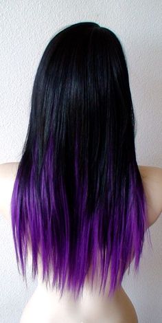 Dark Hair Purple, Purple Hair Tips, Purple And Black Hair, Ombre Highlights, Black Hair With Highlights, Hair Color Purple, Black Ombre, Long Straight Hair, Hair Black