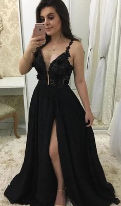 Item Details ： Product Number : P7183 Fabric：Chiffon Silhouette：A line Sleeves：Sleeveless Back Style：Zipper Formal Prom Dresses Long, V Neck Prom Dresses, Evening Party Gowns, Black Prom Dress, Black Prom, Party Gown, Black Evening Dresses, Chiffon Prom Dress, Black Prom Dresses