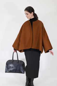 Hand-crafted in luxuriously soft, Italian double-faced Cashmere wool and made to covet for generations to come. This collarless jacket in the perfect weight of Italian wool is cut with a crew neck, a wide kimono sleeve. Embark onto elegant, timeless joys with the Pelleryn. Fit in one size for easy-wear, oversized-relaxed fit elevated with an understated touch through unembellished modernity and impeccable fabric choice - you'll simply wear with everything. Jarbo (US size) Chest Length Sleeve One Italian Handbags, Cashmere Pants, Collarless Jacket, Silk Organza, Kimono Sleeve, Cashmere Wool, Art Fashion, Double Face, Easy Wear