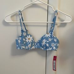 Never Worn And In Perfect Condition. So Cute And Light Blue With Daisies. Vacation Beach Bra With Built-in Support, Blue Bra-friendly Swimwear For Vacation, Summer Vacation Bra With Padded Cups, Summer Light Blue Bra With Built-in Support, Summer Light Blue Bra With Built-in Bra, Beach Season Bra For Pool, Blue Summer Bra For Vacation, Summer Beachwear Blue Bra, Blue Summer Vacation Bra