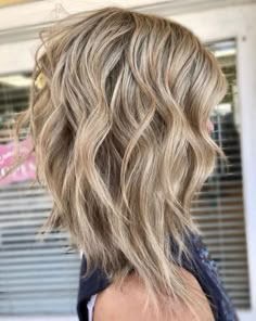 Blonde Hair Cuts Medium, Medium Shag Haircuts, Textured Haircut, Medium Length Hair With Layers, Medium Length Hair Cuts, Great Hair