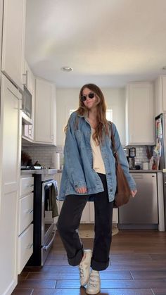 Brandy Case | perfectlyimperfect.style on Instagram: "comfy casual outfit🍁 one of my favorites I’ve worn recently, so simple and comfortable while still feeling put together!
https://liketk.it/4Vbmw

#ootd #casualstyle #falloutfits #momstyle #fallstyle #momof2 #denimjacket #suedebag #freepeoplestyle #casualoutfits" Comfy Casual Outfits, Free People Style, Comfy Casual, Mom Style, Put Together, My Favorites, Casual Outfit, Brandy, Casual Style