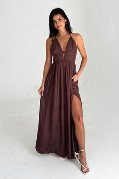 Maren Dress in Brown Graduation Look, Long Flowy Dress, Fall Winter Essentials, Short Sleeve Cardigan, Dresses Backless, Long Sleeves Jacket, Flowy Dress, Dress Romper, Long Sweaters