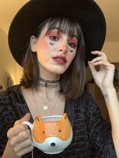 Simple Halloween Looks Make Up, Easy Witchy Makeup, Witch Makeup Halloween Easy, Witchcore Makeup, Halloween Simple Makeup, Makeup Halloween Easy, Easy Witch Makeup, Makeup Witch, Halloween Makeup Witch