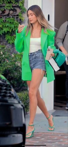 Hailey Baldwin Street Style, Hailey Baldwin Style, Looks Street Style, Celebrity Street Style, Mode Inspo, Celebrity Outfits, Hailey Bieber, Fashion Mode, Looks Style