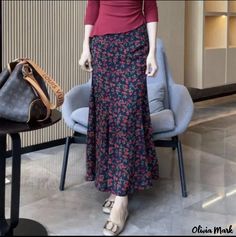 Olivia Mark - Elegant and Fashionable Vintage Print Midi Skirt with a Delicate Floral Pattern Mermaid High, High Waist Midi Skirt, Long Midi Skirt, Floral Print Midi Skirt, Floral Bustier, Skirts Midi High Waisted, Fish Tail, Half Skirt, Printed Midi Skirt