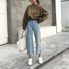 @trendstter.ve Fesyen Korea, Jeans Trend, Mode Grunge, Moda Retro, K Fashion, غرفة ملا�بس, Retro Mode, Mode Casual