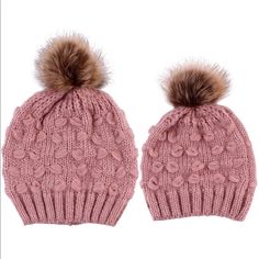 2pcs Parent-Child Hat, Mother Child Daughter Son Baby Winter Warm. Set For Mommy And Baby. Material: Knit Circumference: 34cm Hat Height: 17cm Package Includes: 1 X Baby's Hat 1 X Mother's Hat @Americanbee Boutique Colors Available: Beige | Pink | Black | Grey | Khaki Great Gift For Mom Baby’s Kid For Winter Or Autumn Falls For Party Snow Day Cozy For Maternity Gift Pregnancy Mom. Sweat Couple, Knitted Hats Kids, Bonnet Crochet, Crochet Beanie Hat, Kids Beanies, Beanie Babies, Knit Cap, Pom Pom Hat, Knitted Hat