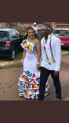 White Fitted Gown For Celebration, African Print Wedding Dress, Couples African Outfits, South African Traditional Dresses, Polynesian Dress, African Traditional Wear, African Traditional Wedding Dress, African Wedding Attire, Traditional Gowns