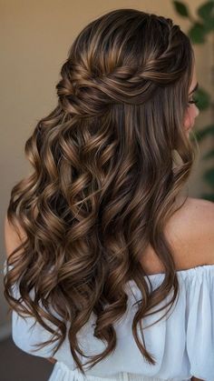 Half Up Half Down Wedding Hair With Volume, Wedding Hairstyles Long Hair With Veil, Bridal Hair Ideas Long Hairstyles, Straight Hair Looks For Prom, Pretty Hairstyles For Prom, Big Curls Hairstyles, Rambut Brunette, Formal Hairstyles For Long Hair, Long Brunette Hair