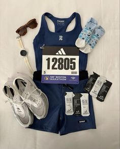 Marathon Photo Ideas, Race Day Outfits Running, Running Race Aesthetic, Half Marathon Aesthetic, Running Outfit Aesthetic, Cute Running Outfits, Bandit Running, Motivation Athletes, Race Aesthetic