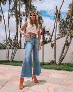 Style Parisienne, Outfits Jeans, Thrift Fashion, Fashion Tips For Women, Spring Summer Outfits, Work Outfits, Fashion Stylist, Outfits Casuales, Moda Fashion