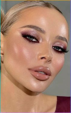 On Trend Makeup, Glam Hair And Makeup, Trending Makeup Looks, Winter Makeup Ideas, Winter Makeup Looks, Trending Makeup, Autumn Makeup, Makeup Mistakes