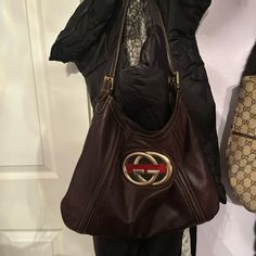 This Was My Grandmothers Purse And It Is Just Not My Style And Taking Up Space So I Figured To Try And Sell It. It Is Real Taking Up Space, Gucci Handbag, Bags Gucci, Gucci Handbags, Gucci Bags, Gucci Bag, Bag Lady, Purse, Gucci