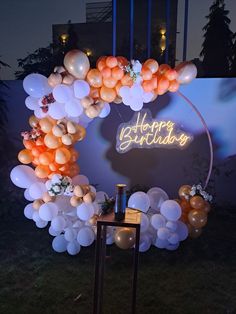 Birthday Decoration idea For round ring Ring Balloon Decor Birthday, Ring Balloon Decoration, Balloon Ring Decoration, Ring Balloon, Balloons White, Barbie Party Decorations, Balloons Decor, Birthday Tag, Ring Decoration