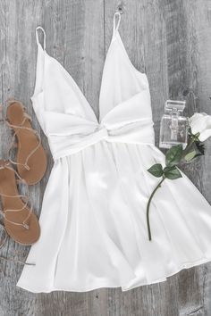 White Skater Dresses, Cute Homecoming Dresses, Dress A Line, Note Box, Cute Summer Dresses, Homecoming Dress, Cute Casual Outfits