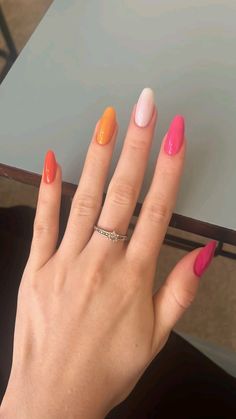 #lesbian Nails Inspiration Rainbow, Lesbian Flag Nails Design, Lesbian Color Nails, Lesbian Nail Ideas, Lesbian Nails Acrylic Two Short, Lesbian Nails Acrylic, Sapphic Nails, Lesbian Acrylic Nails, Lesbian Nails Design