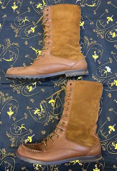 "This listing is for a pair of vintage 1980s 1990s Bass lace up leather and suede boots in caramel brown leather and suede with sherpa-style (or shearling)  lining (not sure if this is real or synthetic but it is thick). These boots are so great and are in very good vintage condition! Boots do show some wear including some stray marks and scuffs but have so many miles left! Leather and suede are soft and so is the lining. Boots lace up and have 11 eyes. SOle is in good shape. Boots are marked Ba Boho Boots, Caramel Brown, Timberland Boots, Lace Boots, Suede Boots, Brown Suede, Work Boots, Boot Shoes Women, Leather Boots