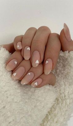 Ongles Beiges, February Nails, Oval Nails, Neutral Nails, Nature Tattoos, Heart Nails, Classy Nails, Short Acrylic Nails