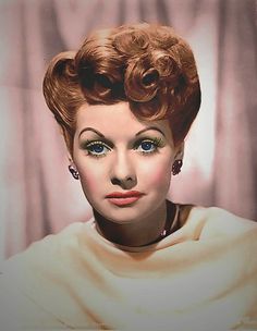 40s Makeup, 1940s Makeup, 1940s Looks, Lucille Ball, Vintage Makeup, Actrices Hollywood