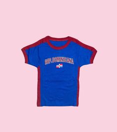 ✨Dominican Republic crop top ✨y2k football/soccer tee ✨Cute bright coloured crop top ✨Perfect for summer ✨Caribbean aesthetic 🇩🇴   ✨See sizing guide for measurements  ✨Feel free to message me with any questions 😊 Dream Bored, Baby Tees 90s, Thrift List, Soccer Baby, Y2k Shirts, Football Jersey Shirt, Crop Top Y2k, Tøp Aesthetic, Digital Closet