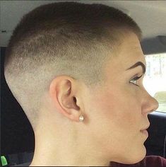 Crew Cut Haircut, Buzz Cut Women, Skin Fade, Really Short Hair, Very Short Hair, Girl Haircuts