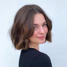 Short Wavy Bob Curtain Bangs, Curtainbangs Hair Short, Bob With Curtain Bangs Wavy Hair, Short Bob Hair With Curtain Bangs, Short Wavy Bob With Curtain Bangs, Short Bob Hairstyles Wavy Hair, Short Bob And Curtain Bangs, Short Bob Hairstyles With Curtain Bangs, Wavy Bob Curtain Bangs