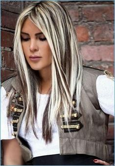 Best Grey Hair Dye, Dark Brown Hair With Blonde Highlights, Grey Hair Dye, Platinum Blonde Hair Color, Hair Highlights And Lowlights, Latest Hair Color, Covering Gray Hair, Brown Hair With Blonde Highlights