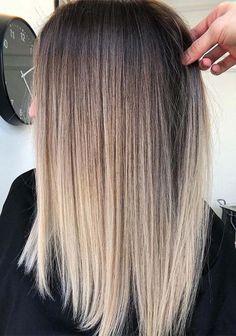 Seamless Blends Of Balayage Hair Colors in 2019 Shades Of Balayage, Grown Out Blonde Hair, Straight Hair Looks, Icy Blonde Hair, Hair Flow, 2015 Hairstyles, Hair Color Shades