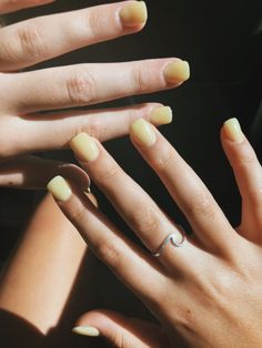 Cheerleading Nails, Manicure Designs, Happy Yellow, Vacation Nails, Wedding Rings Solitaire, Popular Nails, Yellow Nails, Unique Nails