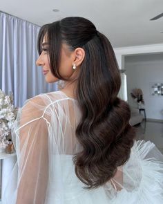 RACHELLE ROSE HAIR on Instagram: "Some half up Inspo for your next event ✨  Which one would you wear? 🤍  #halfuphalfdownhairstyle #eventhair #stylist #sydneyhairstylist #weddinghairstyles #brides #bridesmaidshair" Bridal Hair Down Middle Part Behind Ears, Half Pinned Back Hair Side, Half Down Bridesmaid Hair, Bangs Half Up Half Down Wedding, Half Ip Half Down Hair, Half Up Half Down Face Framing, Bridal Hairstyles Round Face, Simple Wedding Hairstyles For Long Hair Down, Simple Wedding Hairstyles For Bridesmaids