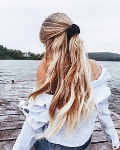 6 Reasons Why We Support the Scrunchie Revival Blonde Makeup, Hair Tape, Princess Hairstyles, Long Blonde, Long Blonde Hair, Grunge Hair, Scrunchie Hairstyles, Blonde Highlights, Hair Dos