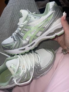 Green Asics, Asics Kayano, Outfit Wishlist, Asics Gel Kayano, Gel Kayano, Awesome Sauce, Girly Shoes, Shoe Inspo