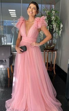 Cute Maternity Dresses, Night Gown Dress, Mommy Outfits, Maid Of Honour Dresses, Elegant Dresses Classy, Backless Wedding Dress, Indian Designer Outfits, Evening Outfits