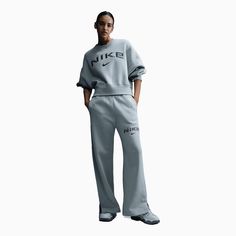 nike-womens-sportswear-phoenix-fleece-outfit-fv7674-370-fv7684-370 Fleece Outfit, Color Jade, Luxury Loungewear, Women's Sportswear, Loungewear Luxury, Tops And Bottoms, Extra Room, Sportswear Women, Nike Sportswear