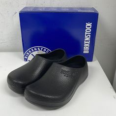 Brand New Unisex (Men & Women) Color: Black Boston Shoes, Birkenstock Boston Shearling, Shoes Birkenstock, Men Birkenstock, Birkenstock Men, Brown Clogs, Birkenstock Black, Clogs And Mules, Suede Clogs