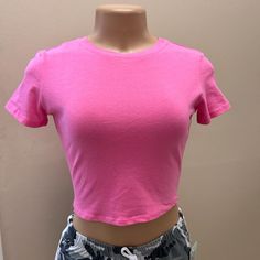 Short Sleeve Crop Top, Basic , Round Neck Soft Fabric Has Some Stretch Perfect For Going Out, Dating, Party And Casual, Daily Wear. Available In 6 Colors: Black; Navy Blue; Hot Pink; Army Green; Light Green; White. 95% Cotton , 5% Polyester Machine Washable Pink Shirt Crop Top, Pink Fitted Crew Neck Crop Top, Trendy Cropped Pink Tops, Pink Crew Neck Crop Top, Basic Pink Short Sleeve Crop Top, Basic Pink Crop Top, Pink Casual Crew Neck Crop Top, Casual Pink Crop Top With Crew Neck, Casual Pink Crew Neck Crop Top