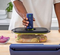 Ever found yourself with too much homemade pizza dough, a surplus of freshly baked desserts, or a big pot of soup you just can’t finish? I have, and that’s exactly why the FoodSaver Handheld 2-in-1 Vacuum Sealing System has become the hero of my kitchen.
The post The FoodSaver System Is My Kitchen Hero appeared first on Clean Plates.