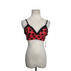 Jenni Red Plaid Brallete Size Medium New With Tags Retails $19.99 Adjustable Straps Armpit To Armpit 15.5" To 18" Strap Across 14.5" To 20" Length 11.5" 056 013 Red Fitted Camisole Crop Top, Red Crop Top With Built-in Bra For Night Out, Red Bra-friendly Crop Top, Fitted Red Crop Top With Straps, Padded Bralette, Lace Bandeau, Cotton Bras, Bandeau Bra, Black Bralette