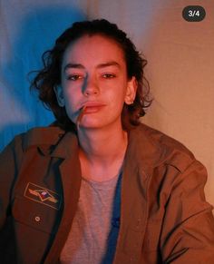 Casey Atypical, Brigette Lundy Paine, 짧은 머리, Attractive People, Spotify Song, Madonna, Cortes De Cabello Corto, Pretty Woman, Pretty People