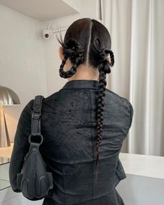 Hair Sleek, Straight Wavy Hair, Gorgeous Braids, Hair Styles For Long Hair, Dark Summer, Styles For Long Hair, Hair Bun Tutorial, Stylish Hairstyles