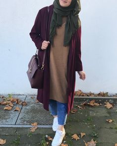 Pinterest: @adarkurdish Estilo Hijab, Veiled Woman, Hijab Fashionista, Pakistani Fashion Casual, Iranian Women Fashion