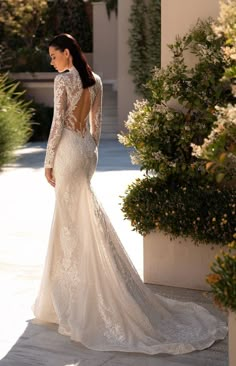 Lace And Silk Wedding Dress With Sleeves, Long Sleeve Corset Wedding Dress Mermaid, Elegant Wedding Dress Lace Sleeves, Corset Mermaid Wedding Dress With Sleeves, Corset Mermaid Wedding Dress, Lace Long Sleeve Wedding Dress, Elegant Long Sleeve Wedding Dresses, Mermaid Wedding Dress With Sleeves, Long Sleeve Mermaid Wedding Dress