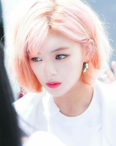 Jeongyeon Twice Jungyeon, Yoo Jeongyeon, Suwon, Twice Kpop, Pre Debut, Girl Crush, One In A Million, Pink Hair, Korean Girl