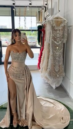 Matric Dress, Split Prom Dresses, Mode Zara, Classy Prom Dresses, Stunning Prom Dresses, Glamour Dress, Prom Dress Inspiration