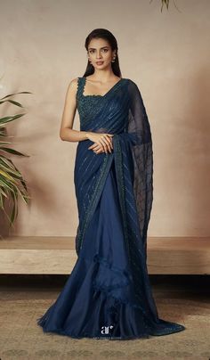 Sangeet Gown, Fashion Course, Fashion Courses, Indian Bridal Dress, Latest Trend, Wedding Outfits, Bridal Dress, Dance Outfits, Indian Bridal