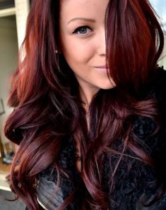 dark brown burgundy hair with highlights Dark Auburn Hair Color, Dark Auburn Hair, Auburn Balayage, Maroon Hair, Red Balayage, Dark Red Brown, Hair Color Burgundy, Red Brown Hair, John Frieda